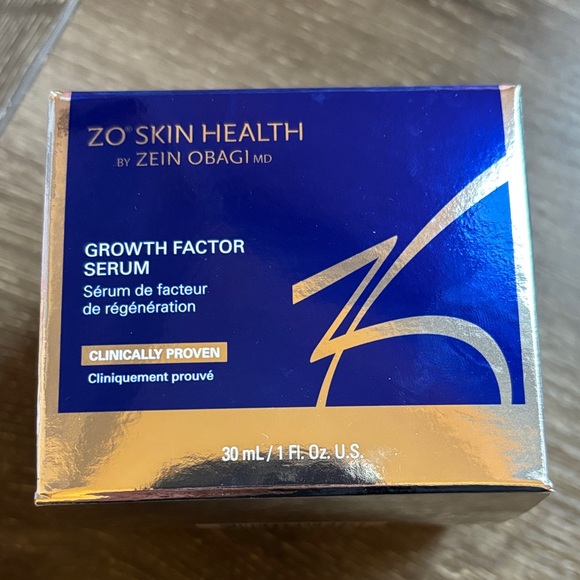 Zo Skin Health Growth Factor Serum - Picture 1 of 4